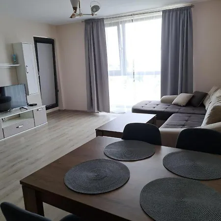 Deluxe 6 Sveti Konstantin