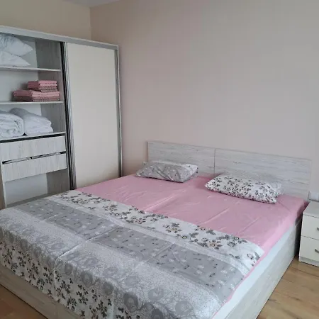 Deluxe 6 Szent Konstantin és Elena