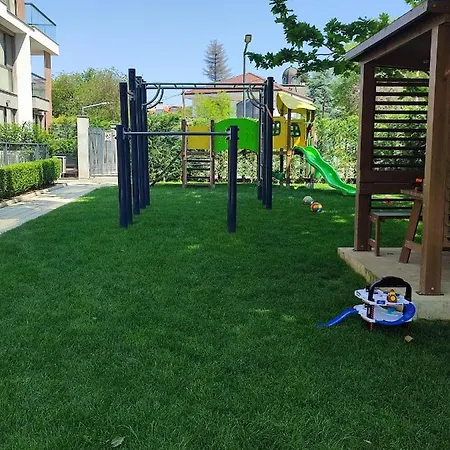 Deluxe 6 * Szent Konstantin és Elena