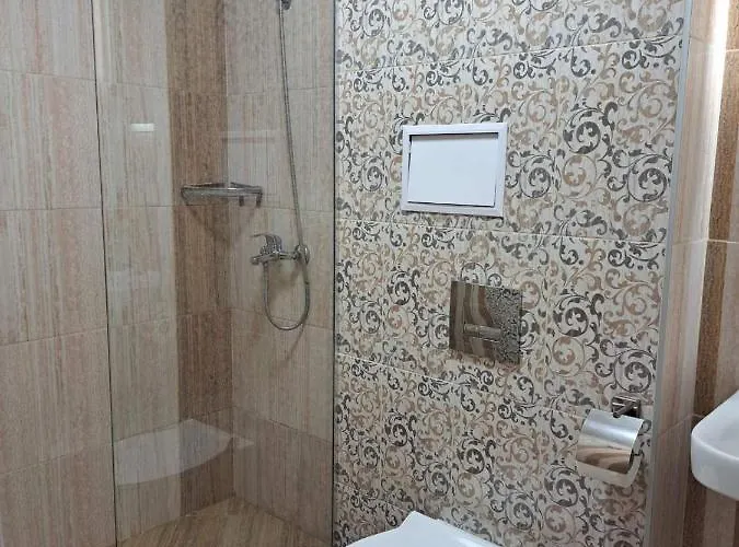 Deluxe 6 Sankt Konstantin & Helena